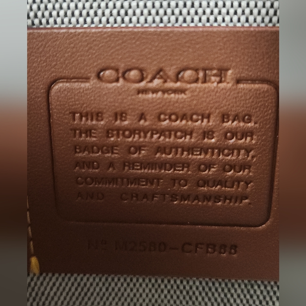 Coach Kisslock Pouch 20 - Picture 10 of 13